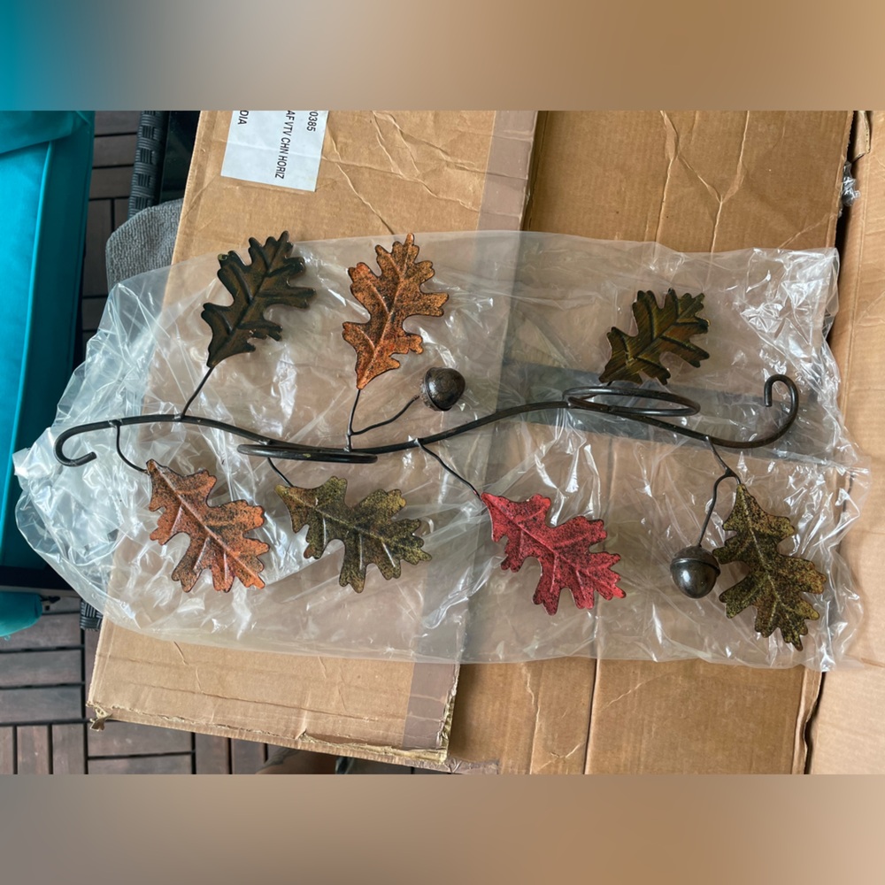 Metal Leaf Wall Decor